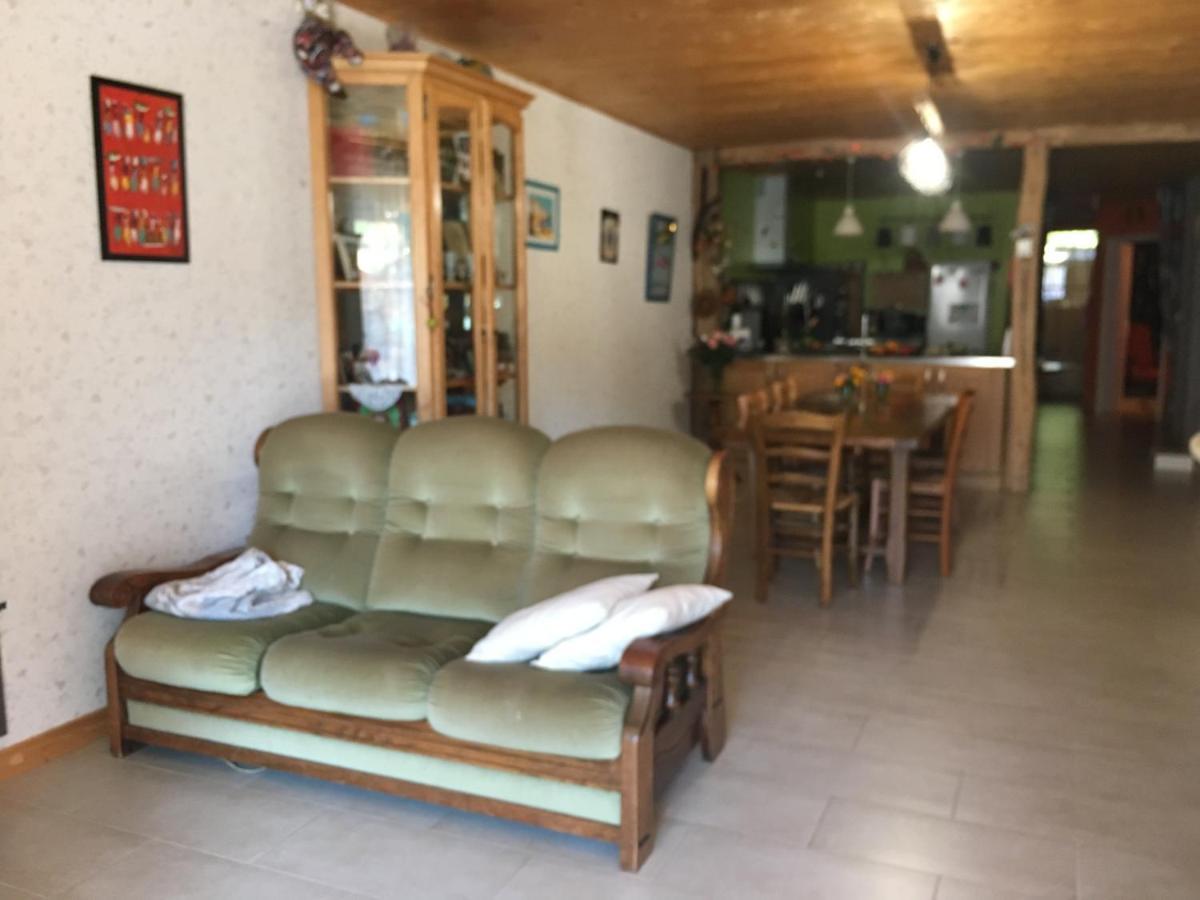 Plein Pied Village Montrond  Bagian luar foto